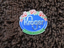 2015 Kroger-Making of Garland of Roses Pin