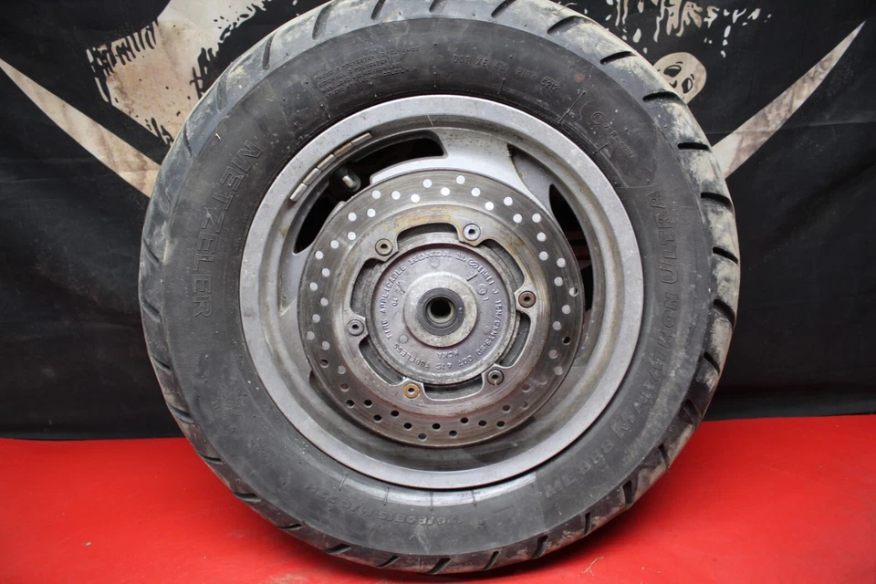 2005 HONDA VT 1100 SHADOW SABRE Rear Wheel Assembly - Image 4 of 4