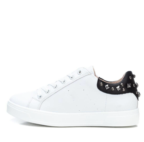 xti trainers white