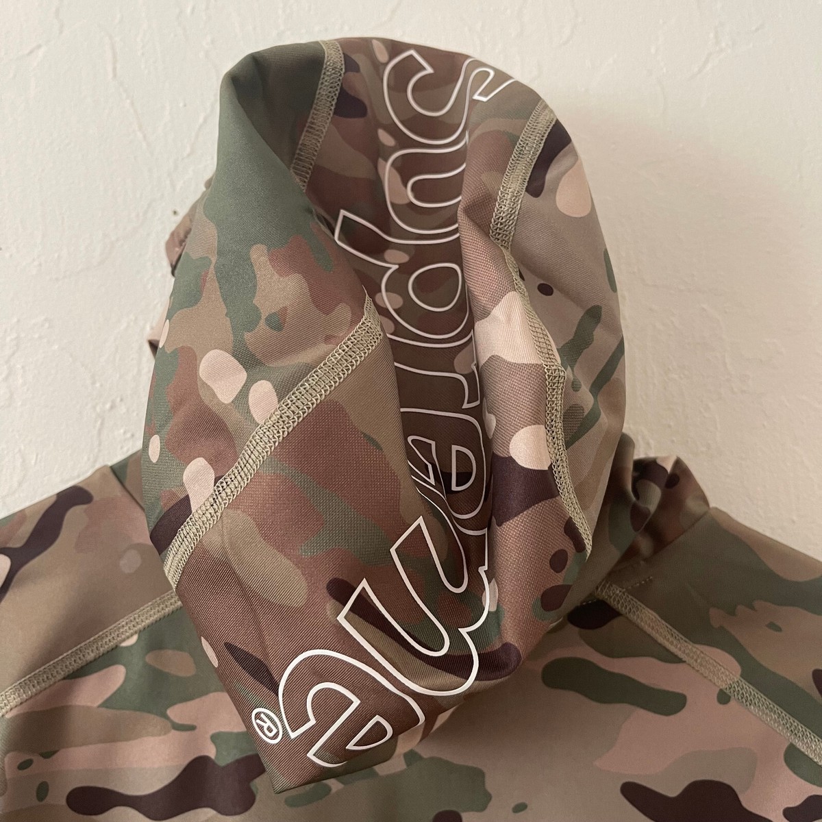 SUPREME x THE NORTH FACE Base Layer L/S Top Face Mask Hoodie SUPREME x THE NORTH FACE Base Layer L/S Top Face Mask Hoodie