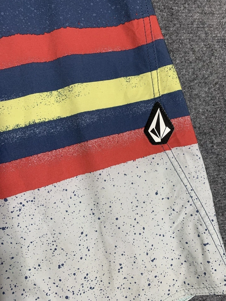 VOLCOM Mod Tech Era Blue Stripe Stone Mens Board Shorts Size 32 Swim Trunks 32 - Image 3 of 4