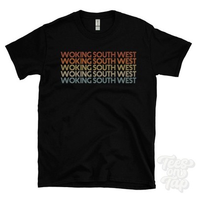 WOKING SOUTH WEST WIEDERHOLT RETRO STIL T-SHIRT Herren & Damen UK Ortsname Geschenk