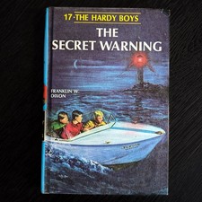17 Secret Warning (1966-YN):  Vintage Hardy Boys Book