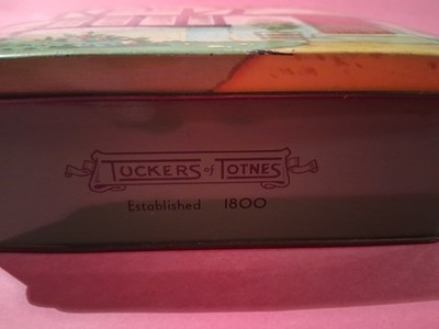 Süße Dosen leer x 4, Hershey's, Jesmona, Farrah's und Tuckers