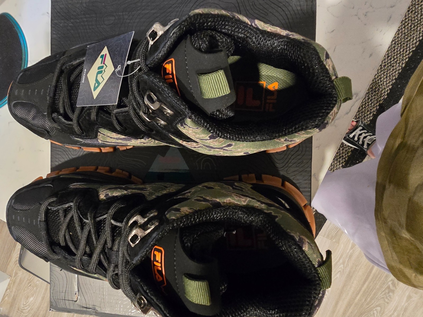 FILA - Men's Ray Tracer TR 2 Mid Top Shoes 1RM01882 962 Boot Camo RARE Size 10 image 7