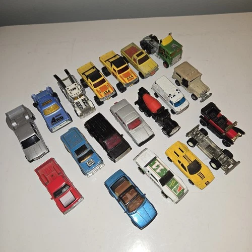 Vtg Diecast Lot of 19 Trucks Cars Vehicles - Hot Wheels Matchbox Etc - Junkyard