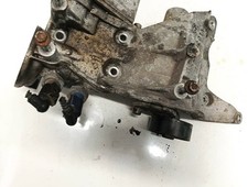 Skoda Superb 2012 Oil filter adapter (bracket - flange, Oil Filter FR2521043-48