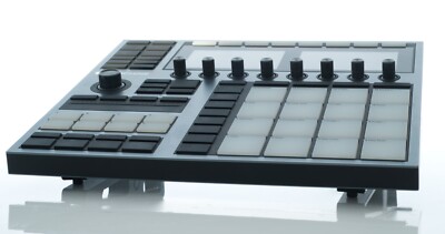 Erweiterter hochwertiger 3D-gedruckter Ständer für Native Instruments Maschine MK3 Plus