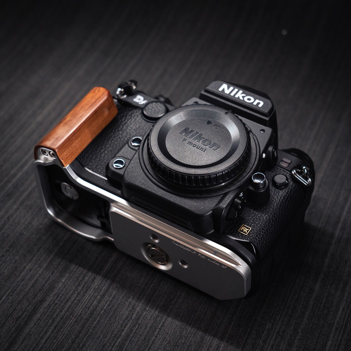 Wood Wooden QR Hand Grip + Alloy Base L Holder For Nikon DF Camera