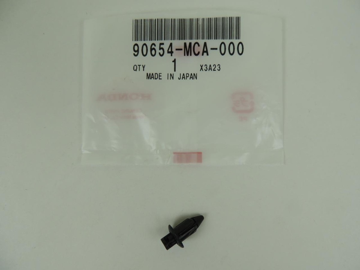 green47 90654-MCA-000 NOS Honda Molding Clip 2001 GL1800 GL1800A 2007