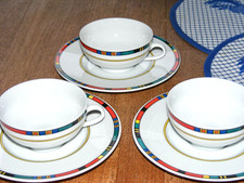 Ritzenhof Breker Porzellan 3 kleine Friesen Teetasse Flirt weiss bunt Teeservice