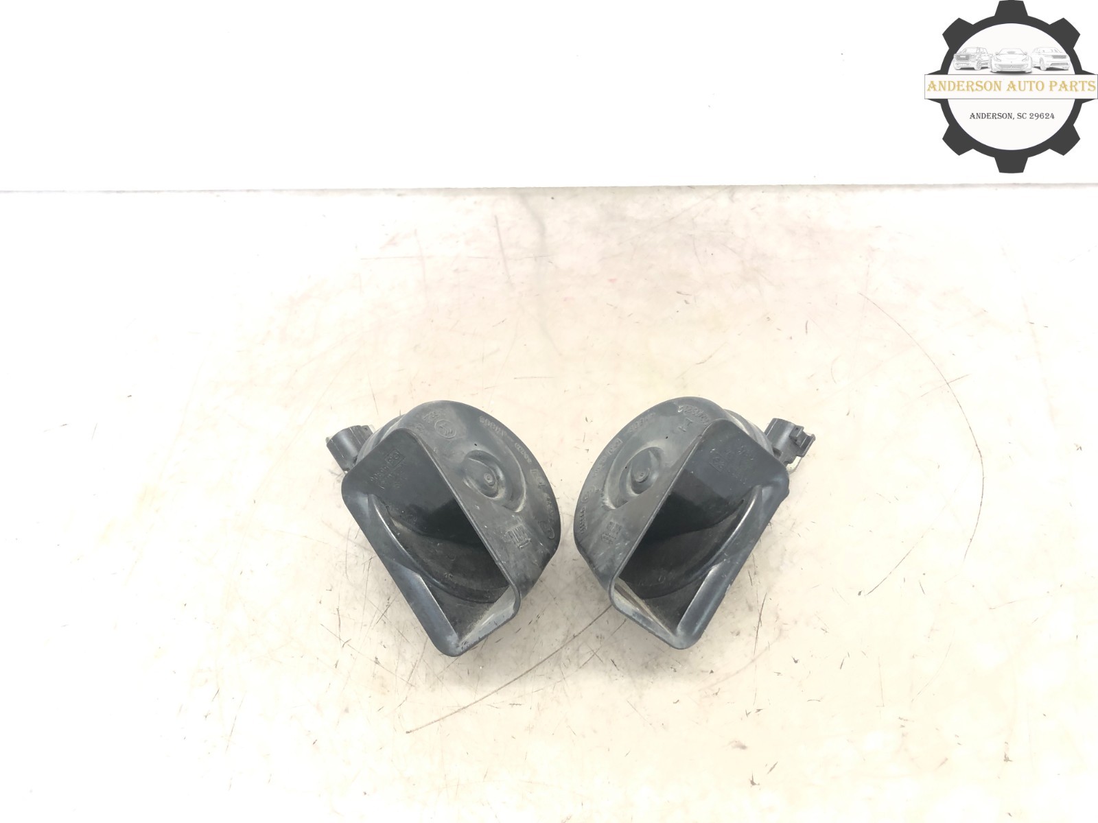 2014-2020 MASERATI QUATTROPORTE FRONT HIGH LOW TONE ALARM SIGNAL HORN SET X2 OEM