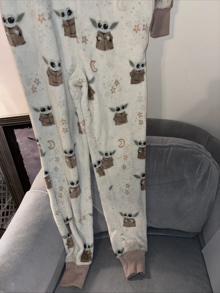 Pijama Star Wars Yoda Damas Talla XS Una Pieza Gris Manga Larga Bolsillos con Cremallera Foto 2 de 4