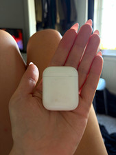 Apple AirPods White Bluetooth Wireless In-Ear Earbuds w/ Charging Case & Mic