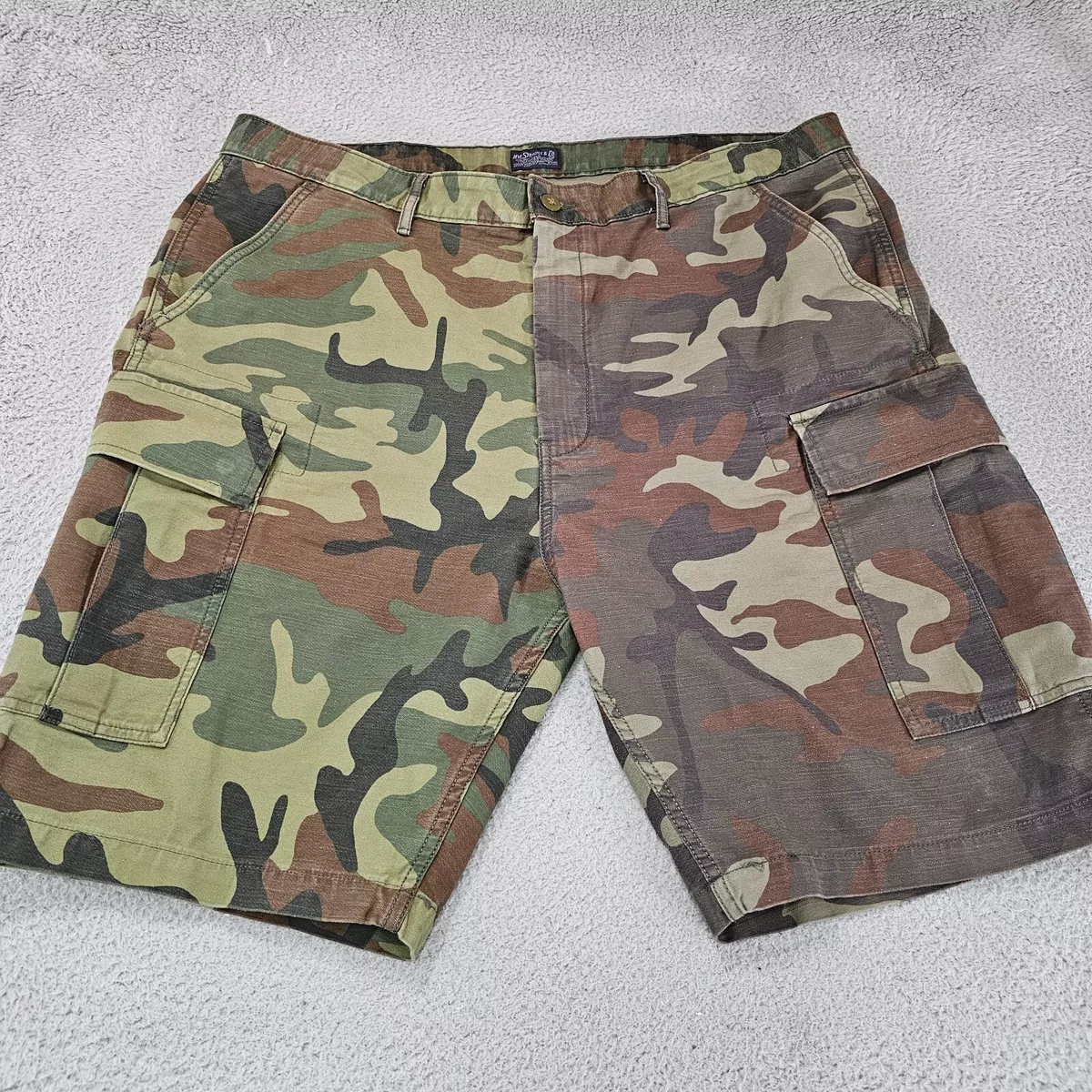 Mens levi hotsell camo shorts