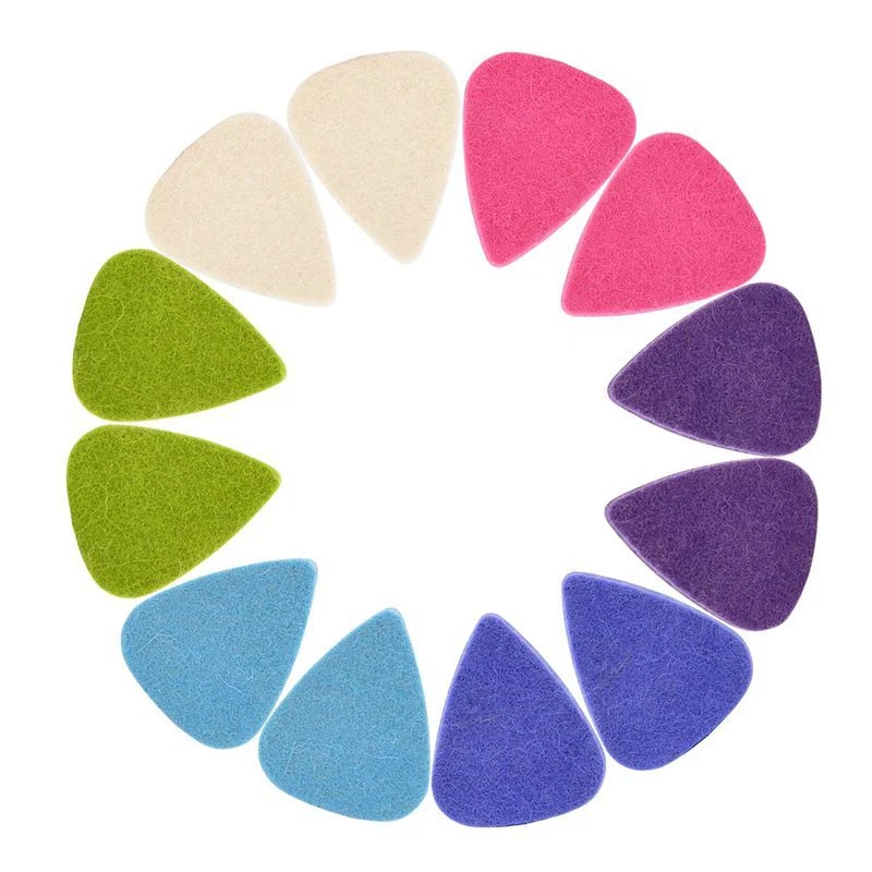 Felt plectrum outlet