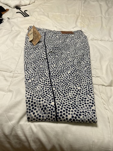Women Size 14 Classic Fit Slim Leg 5 pocket Stretch Jeans By Coldwater Creek New - Picture 8 of 9