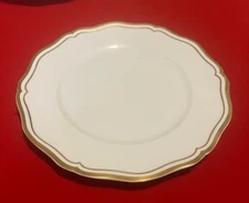 EXCELLENT Ceralene Raynaud Limoges LOUIS XV GOLD Dinner Plate, 10 3/4"
