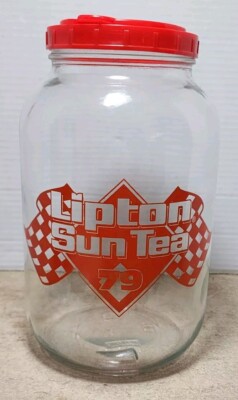 Vintage Lipton Sun Tea 79 1 Gallon Glass Jug Jar Nascar Racing Flags Red VGC