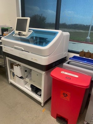 ROCHE COBAS E 411 DISK IMMUNOASSAY ANALYZER S#  1165-24