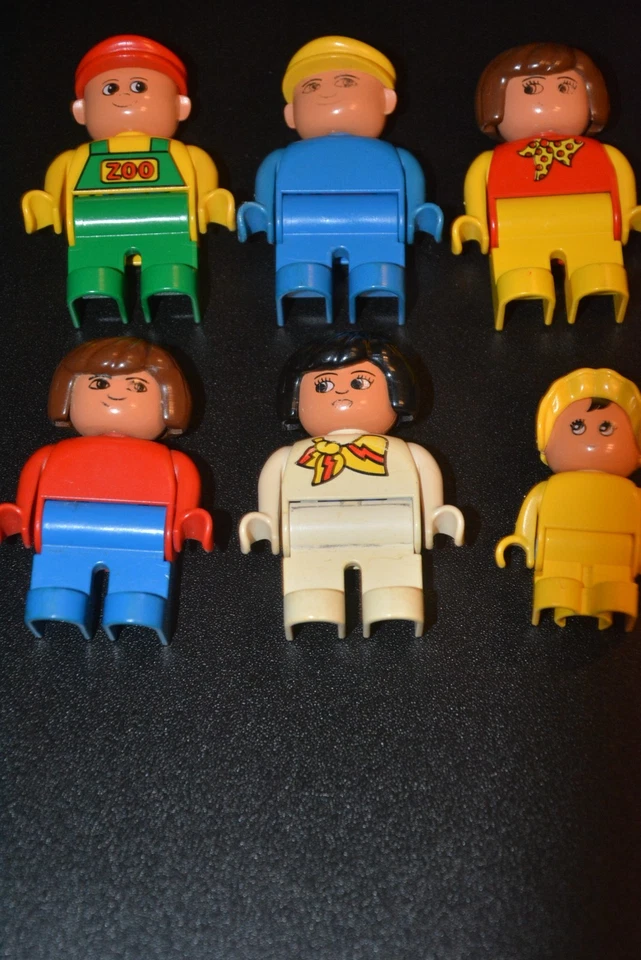 LEGO® DUPLO - 10 Figuren - Mann Frau Kind - alt - Puppenhaus - 2. Wahl - Bild 2 von 3