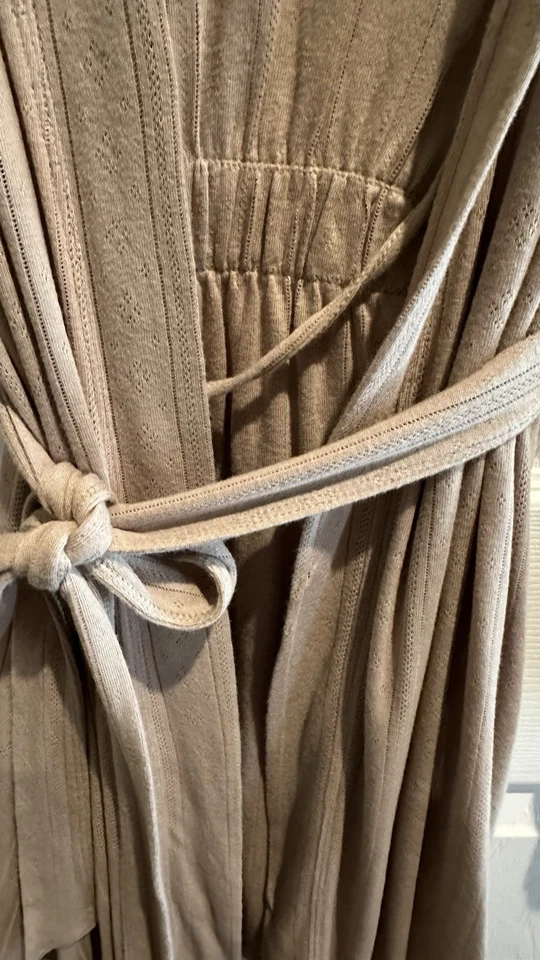 Robe Aerie feminino malha com nervuras leve curto tamanho XXS - Imagem 2 de 4