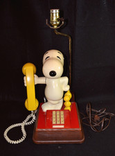 Vintage 1976 Snoopy  Woodstock Keypad Telephone  Lamp Yellow Cord Phone -Works