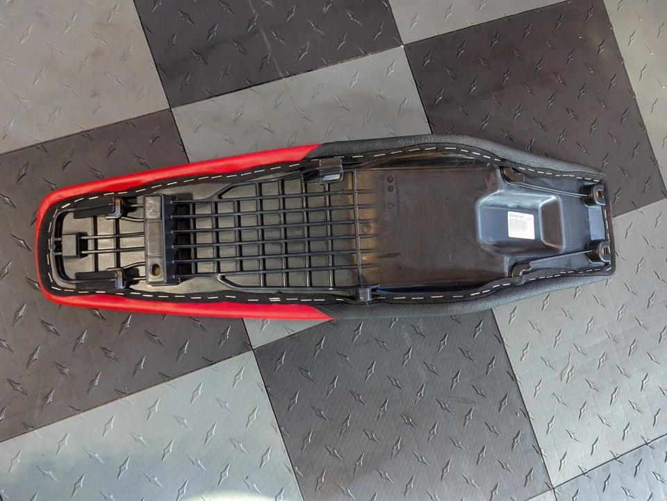 ОРИГИНАЛЬНОЕ СИДЕНЬЕ GASGAS ES EC MC 2024–2026 125 250 300 350 450 500 КТМ Husqvarna  - Изображение 4 из 4