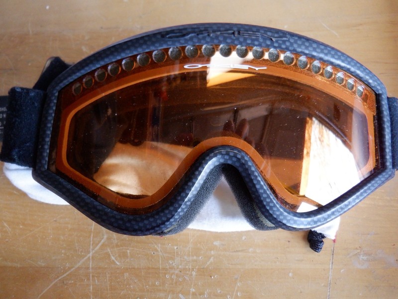 Oakley Ski Goggles (Used) Unisex