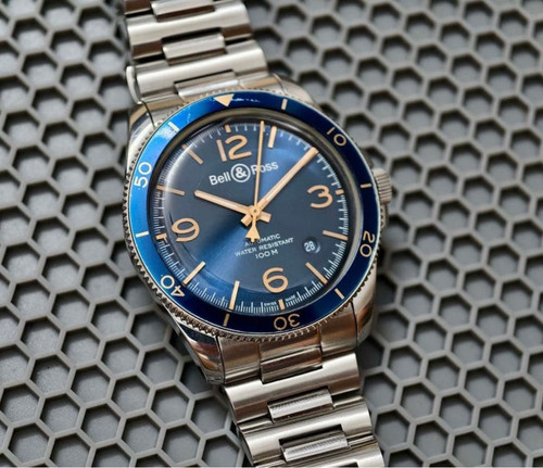 Bell & Ross BR V2-92 Automatic Blue Dial Men's Watch 41mm from JP