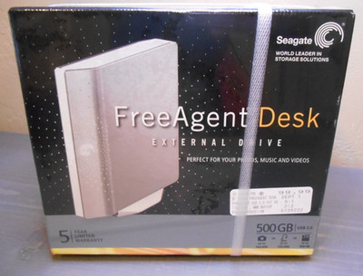 Seagate FreeAgent Desk 500 GB External Hard Drive -  (ST305004FDA2E1-RK)