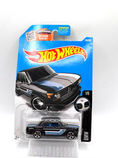 2016 Hot Wheels BMW 2002 Black BMW Series 1/5 186/250
