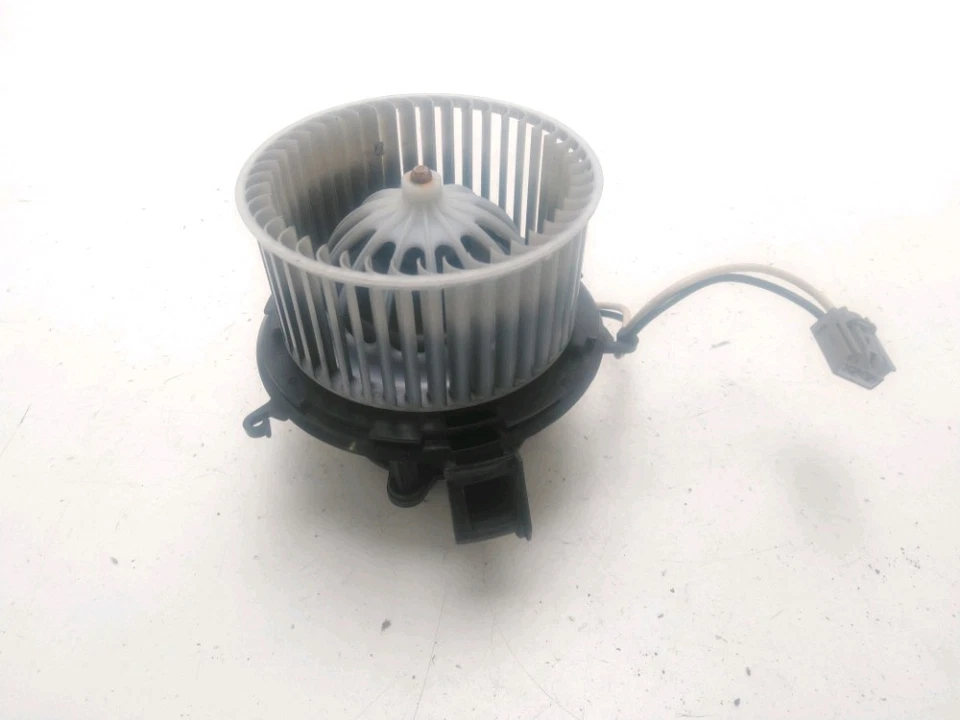 VENTILATEUR DE CHAUFFAGE - Opel Astra J (PD5/PE5) 2015 13276230 - Photo 2/3