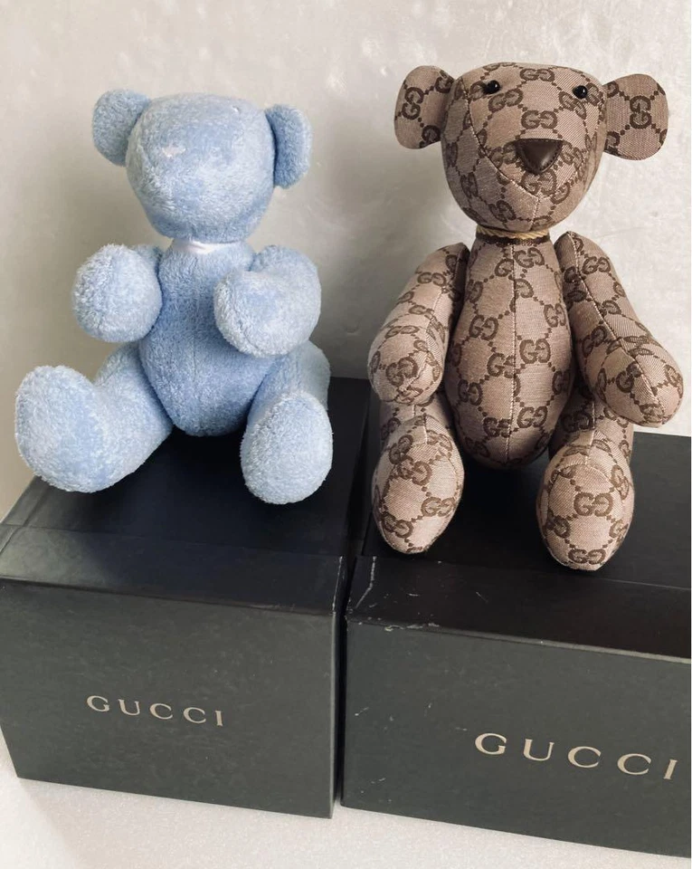 Lot de 2 ours en peluche en toile Gucci GG couleur beige bleu avec boîte occa... - Photo 1/4