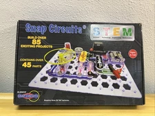 Snap Circuits STEM Circuit Building Set (EE-SCSTEM1) Build Over 85 Projects NEW