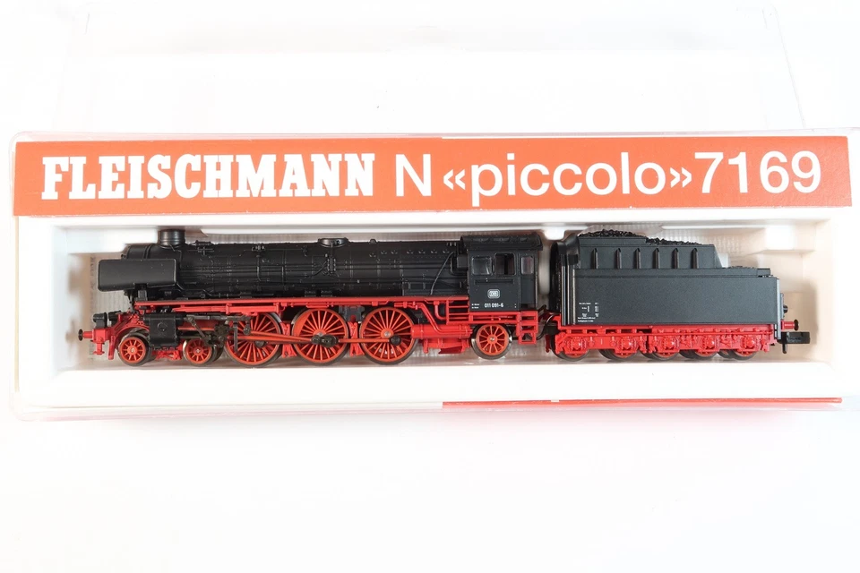 Fleischmann 7169 Dampflok mit Schlepptender BR 011 091-6 der DB N neuw. in OVP