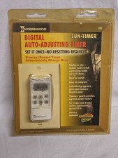 NEW Intermatic SS8C Digital Auto Adjusting Su...