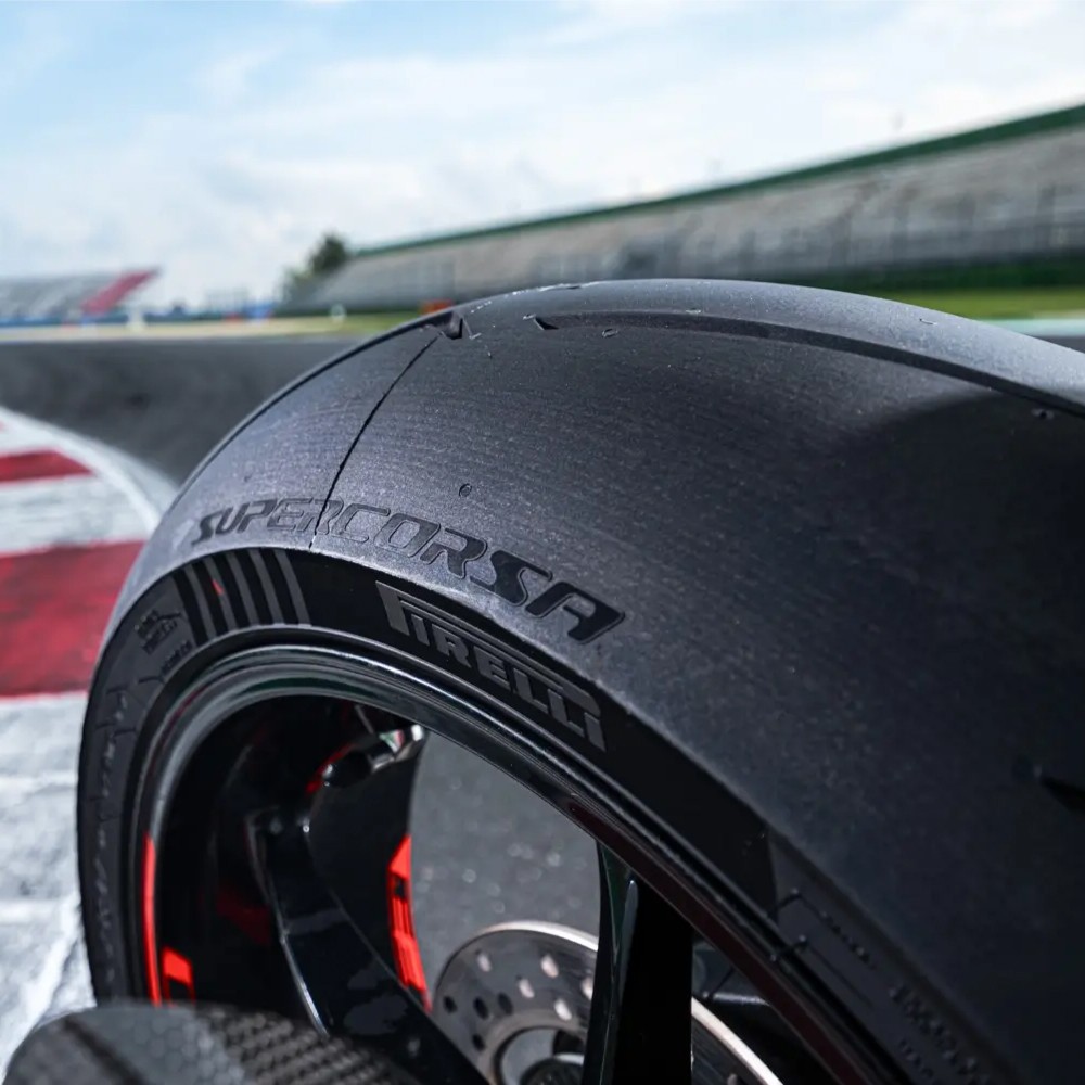 Pirelli Diablo Supercorsa V3 200/55ZR17 Rear Motorcycle Tire with
