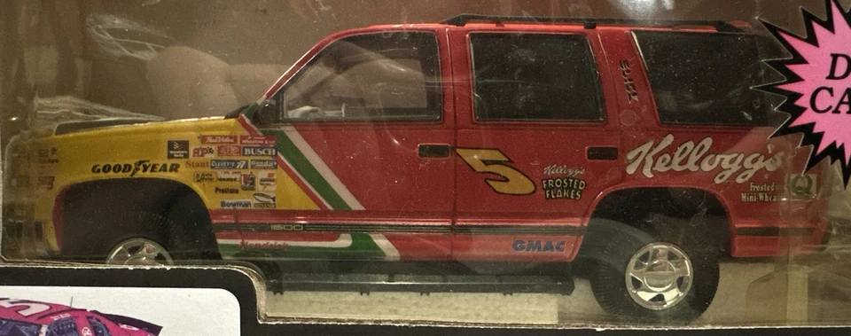 1996 Terry Labonte Chevrolet Tahoe Truck 1/24 NASCAR Brookfield Diecast Bank - Image 2 of 4