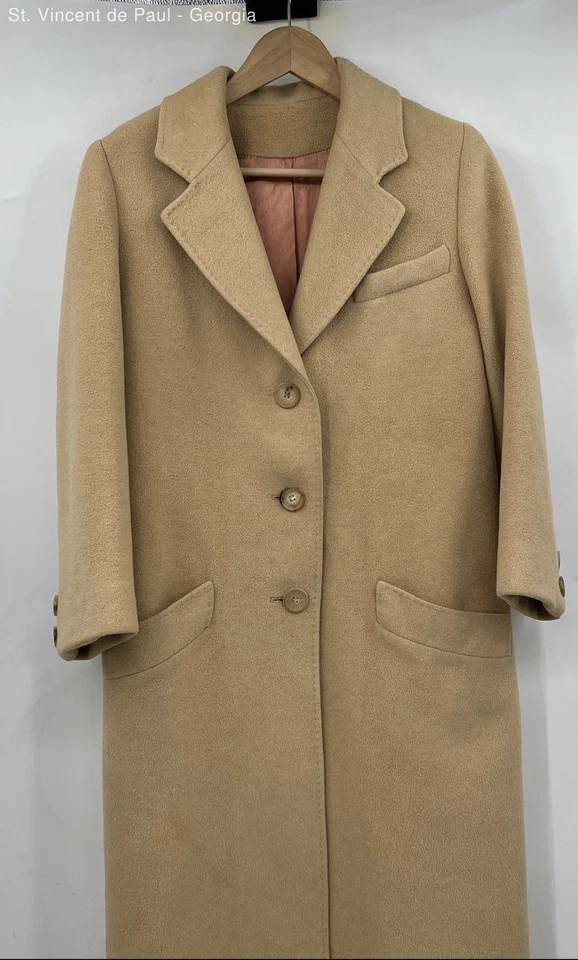 Fleurette Beige Long Notch Shawl Collar Overcoat Women's 2 100% Camel Hair - Image 3 of 4
