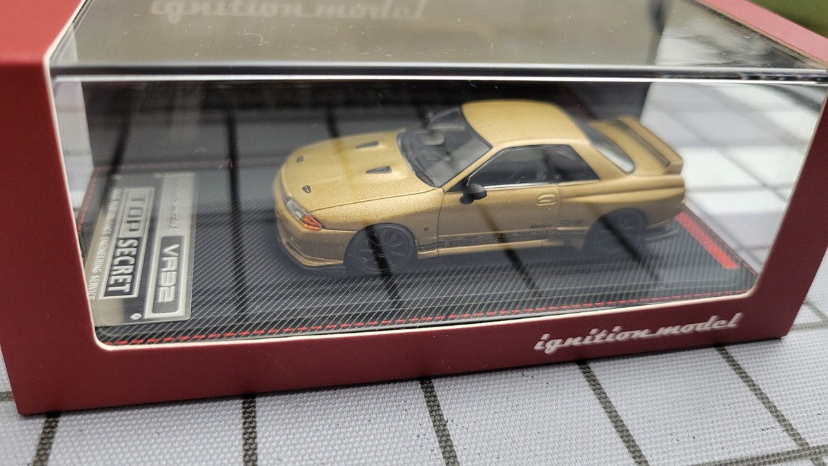 TOP SECRET 1/64ミニカー Top Secret Nissan Skyline GT-R R32, Matte Gold, 1:64 Scale