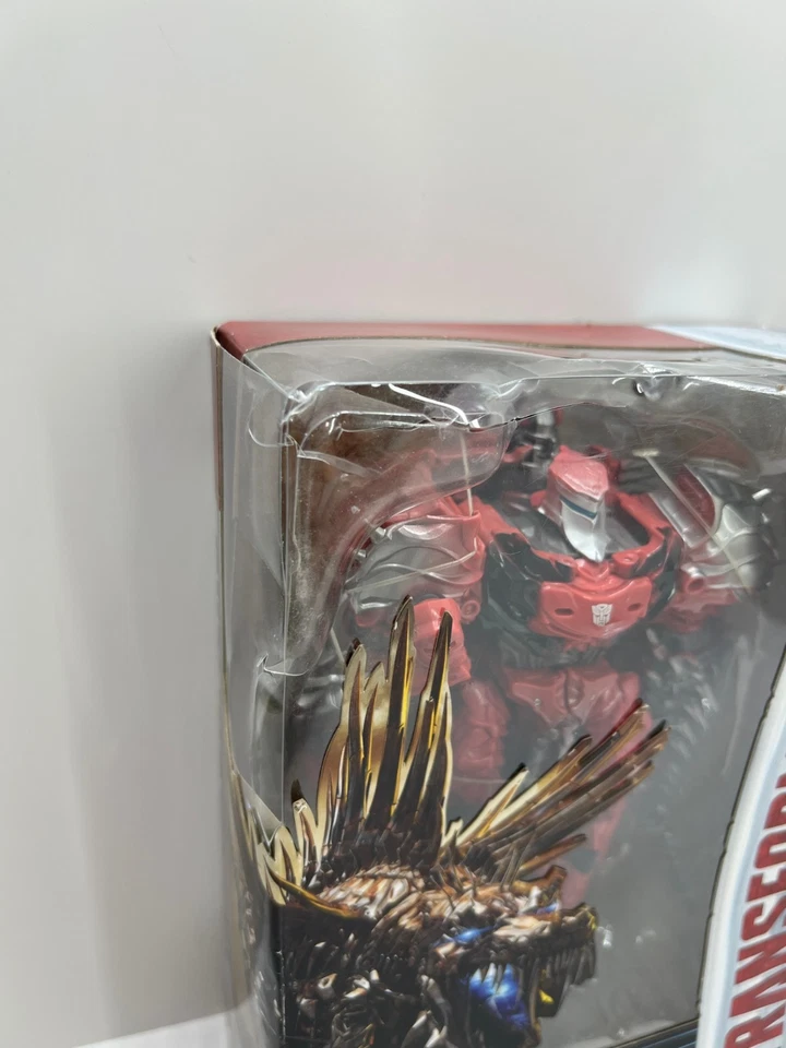 Transformers Scorn Last Knight Premier Edition Action Figure Hasbro New - Image 4 of 4