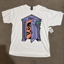 Obey BNWT Large T Shirt