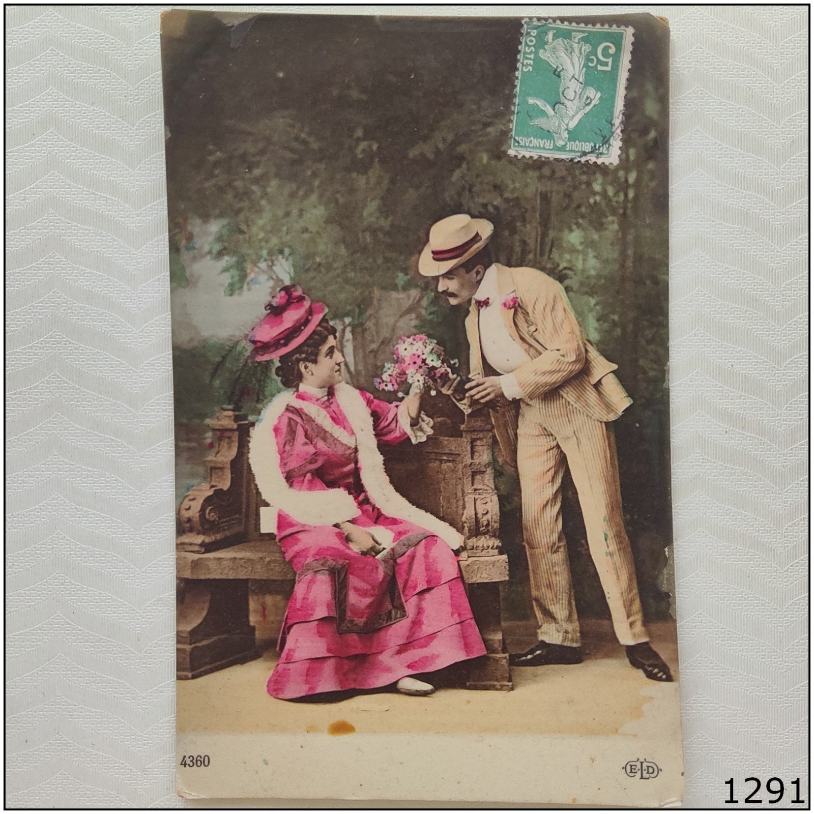 Woman Man Studio France 1909 Vintage Postcard (P1291)
