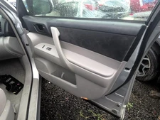 HIGHLANDR 2008 Front Door Trim Panel 31555728