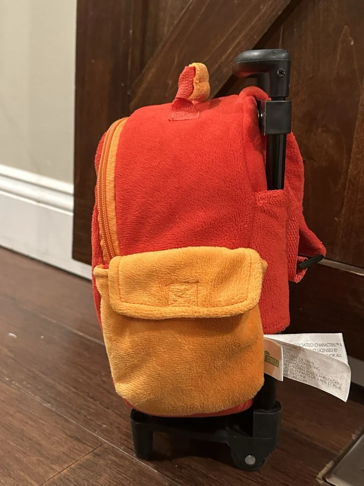 Mochila de pelúcia Sesame Street Elmo carrinho feliz sobre rodas animal aventura pequena - Imagem 2 de 4