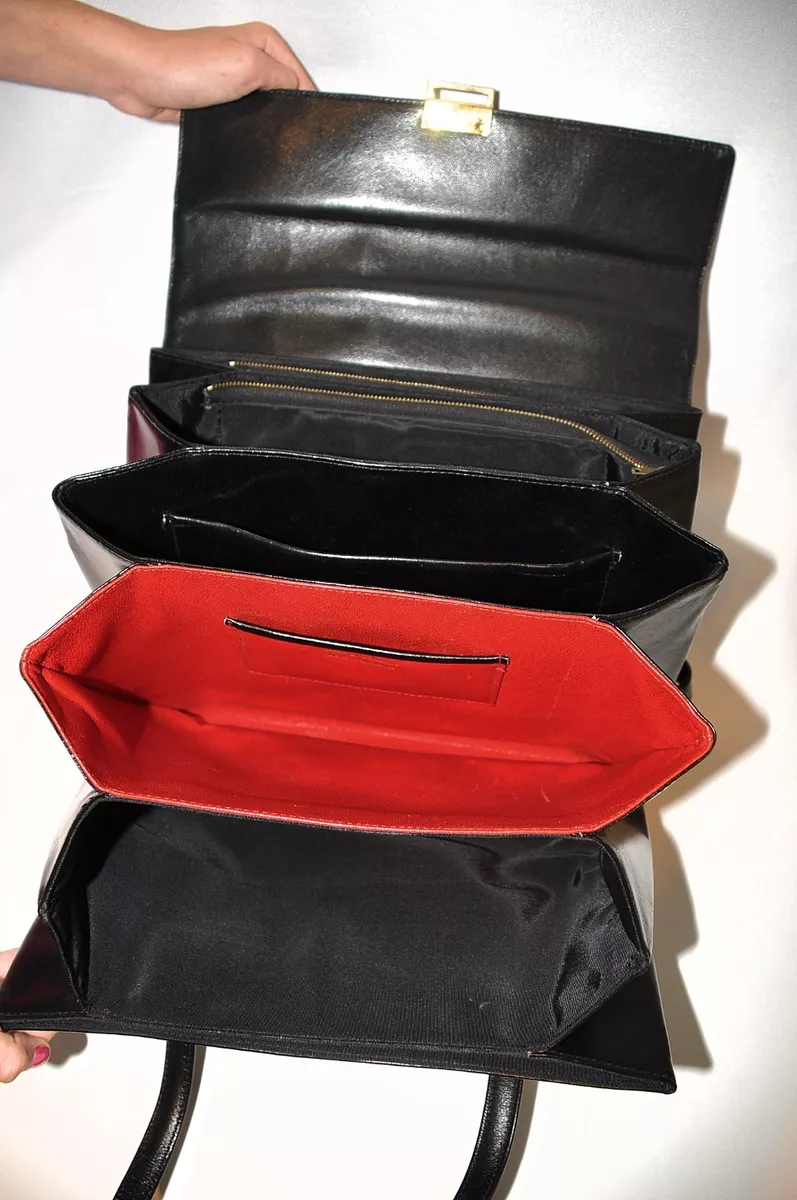 Red interior online purse