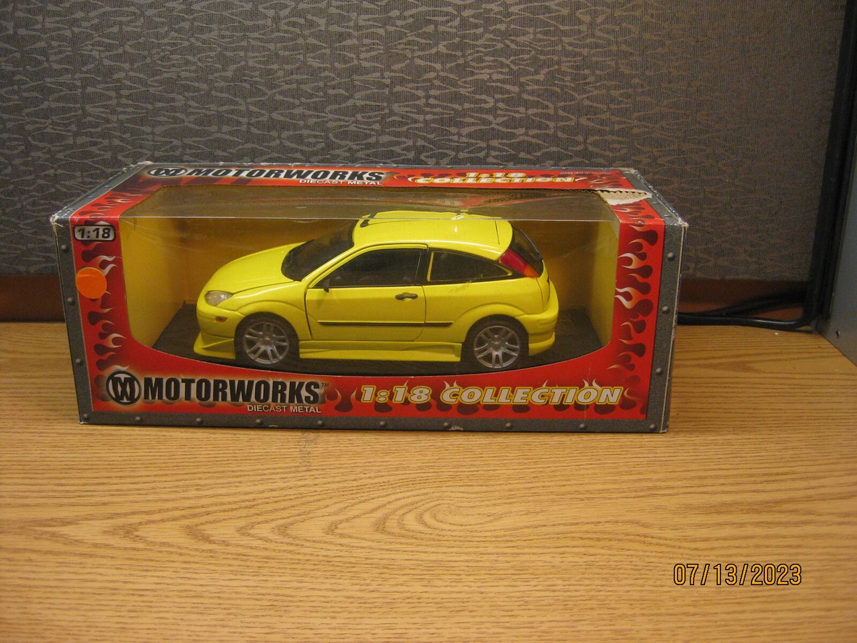 激レア AUTO ART Ford Focus ラリーカー 1/18 激レア AUTO ART
