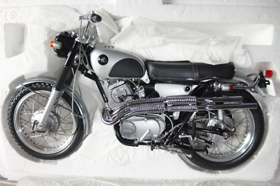 Ebbro 1:10 great Honda cl72 black silver 1962 10010 vintage bike