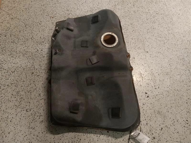 2005 - 2012 TOYOTA AVALON TANQUE DE COMBUSTÍVEL - Imagem 4 de 4